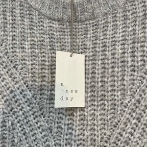 Women's Crewneck Pullover Sweater - A New Day 9